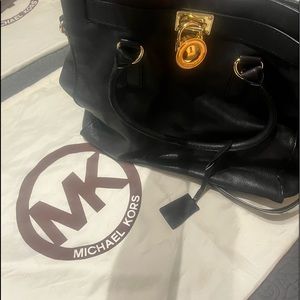 Black Micheal kors tote